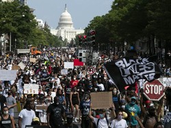 Ribuan Orang Berkumpul di Washington DC Mengecam Rasisme