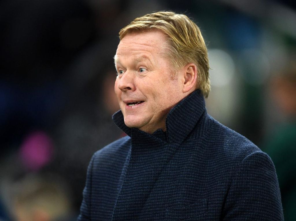 Koeman Bisa Disanksi Sampai 12 Laga Usai Kritik VAR di El Clasico Koeman Bisa Disanksi Sampai 12 Laga Usai Kritik VAR di El Clasico