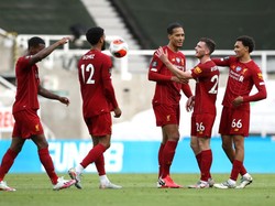 Liverpool Dulu Mengejar, Kini Dikejar Rival-rival