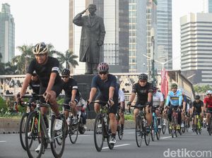 Road Bike di DKI Minta Dispensasi Gowes di Luar Jalur Sepeda, Setuju? Road Bike di DKI Minta Dispensasi Gowes di Luar Jalur Sepeda, Setuju?