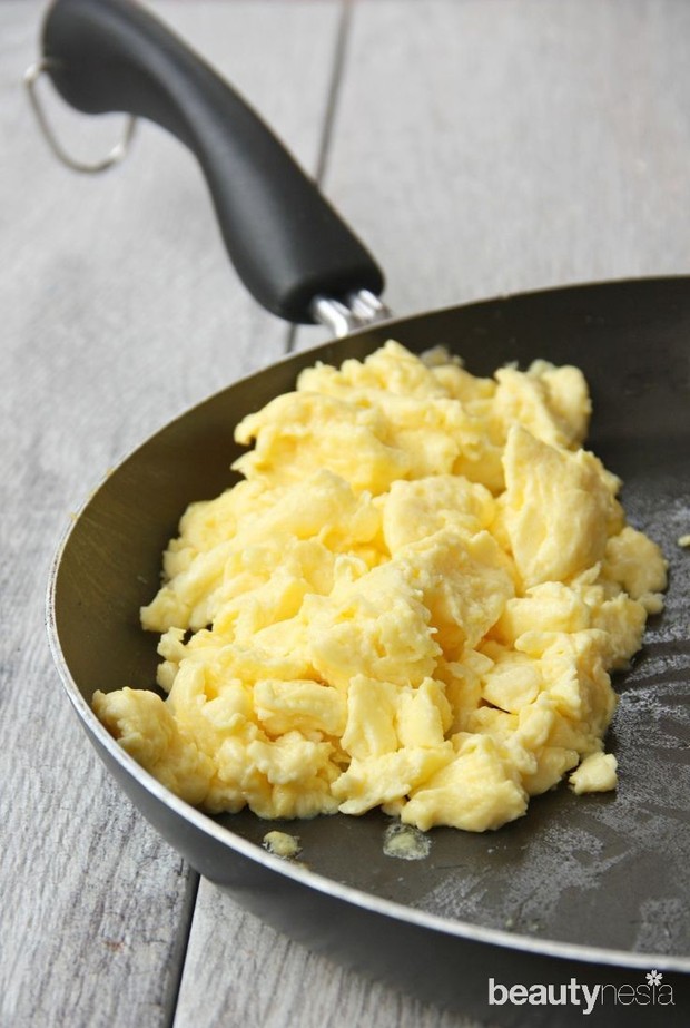 Scrambledeggs/Pinterest.com Menu akhir bulan yang murah meriah