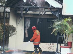 Video TNI AD Talangi Sementara Kerugian Penyerangan Polsek Ciracas