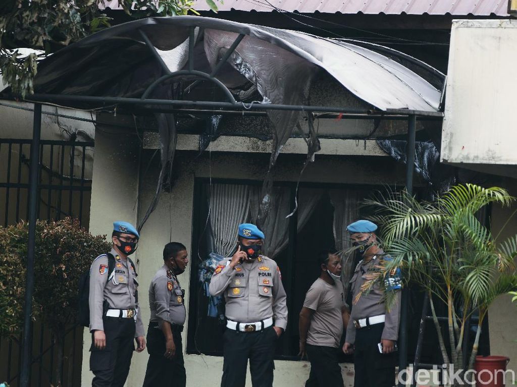 Pangdam: Tak Ada Bentrok, Polisi Tak Melawan saat Polsek Ciracas Diserang Pangdam: Tak Ada Bentrok, Polisi Tak Melawan saat Polsek Ciracas Diserang