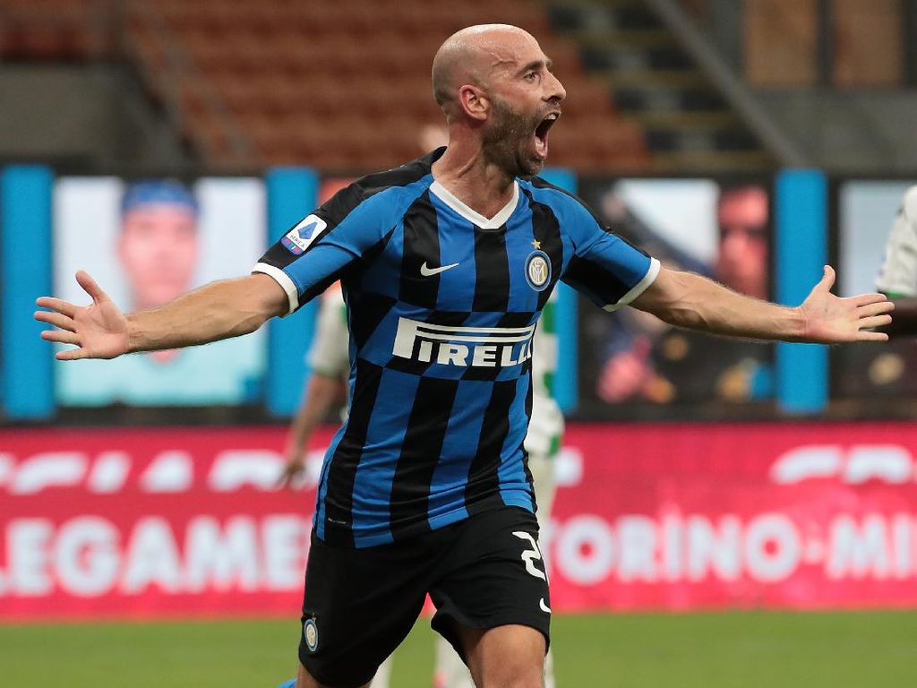 Borja Valero Ucapkan Perpisahan dengan Inter Milan Borja Valero Ucapkan Perpisahan dengan Inter Milan