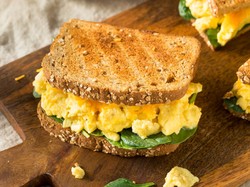 7 Makanan Tahun Baru yang Dipercaya Membawa Keberuntungan