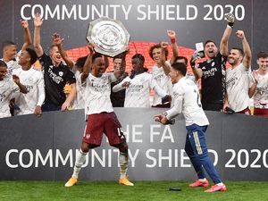 Momen Sepak Aubameyang Bawa Arsenal Menuju Kemenangan