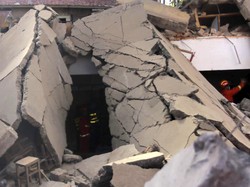 Restoran di China Roboh Saat Ada Pesta Ultah, 29 Orang Tewas