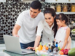 Tips Buat Suami Bangun Kesetaraan Gender dalam Keluarga