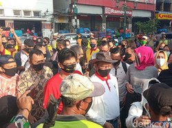 Mahfud Md Bagi-bagi Masker di Malioboro Yogya, Seperti Apa Suasananya?