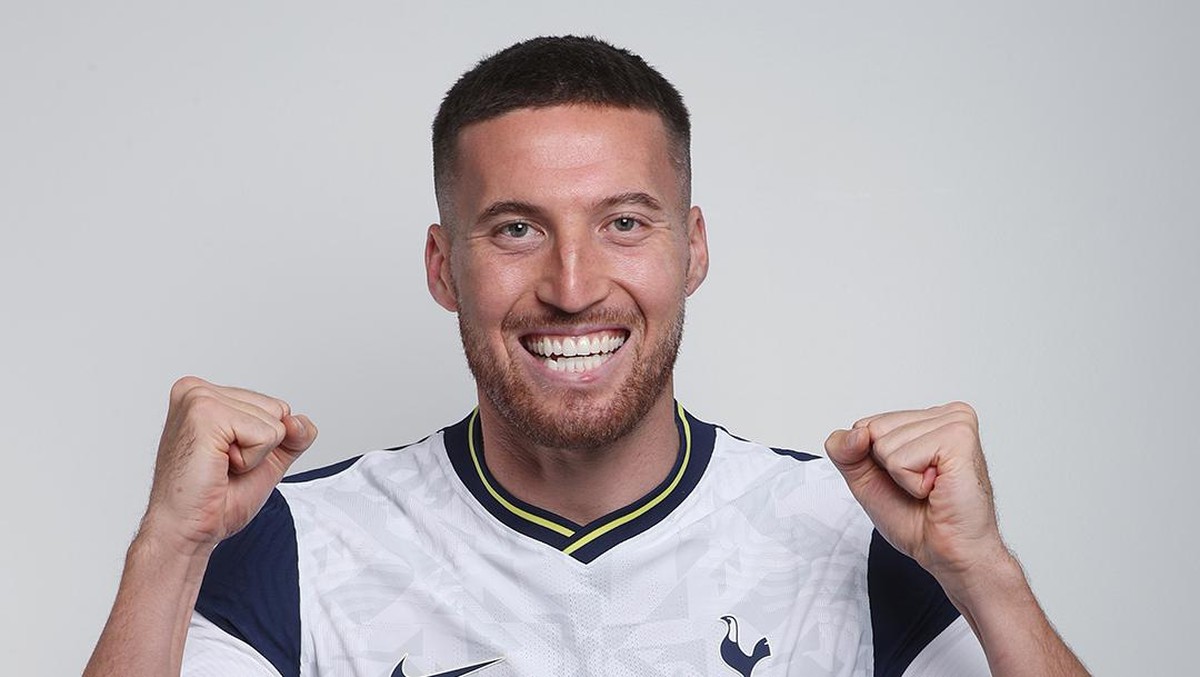 Tottenham Hotspur resmi memboyong Matt Doherty dari Wolverhampton Wanderers. (Foto: Twitter @SpursOfficial)