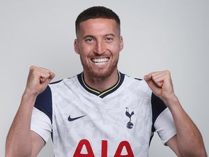 Tottenham Resmi Rekrut Matt Doherty dari Wolverhampton