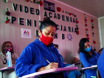 Semangat Napi Perempuan di Meksiko Menimba Ilmu dari Balik Jeruji