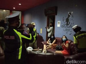 3 Tempat Karaoke di Kota Blitar Dapat Teguran Karena Microphone Bugil