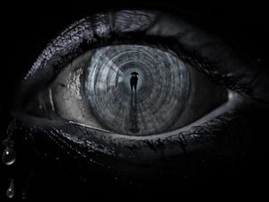 Tes Kepribadian: Gambar Mata atau Pasangan yang Pertama Kamu Lihat?