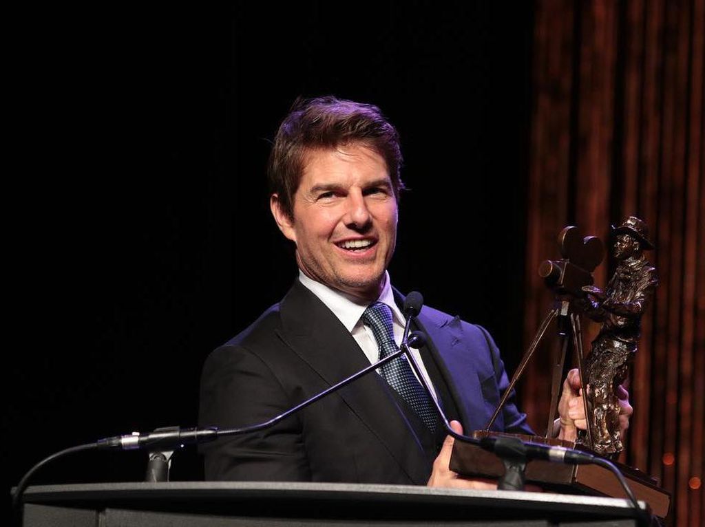 Tom Cruise Dipuji Baik Meski Penganut Scientology