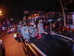 Melihat Aksi Bima Arya Bubarkan Warga Kota Bogor yang Berkerumun