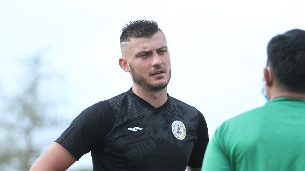 Pemain PSS Sleman, Yevhen Bokhasvilli, setuju dengan kontrak baru. (Foto: dok.PSS Sleman)