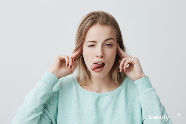 salah satu alasan teman berkhianat adalah karena tidak peduli pada orang lain