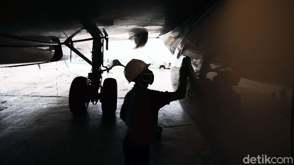 Mengintip Perawatan Pesawat Garuda untuk Cegah COVID-19