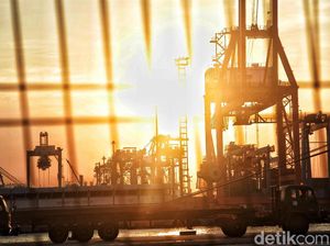 Benar Nggak Sih RI Bakal Resesi Tahun Depan?