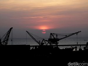 RI Resmi Resesi, Istana Buka Suara RI Resmi Resesi, Istana Buka Suara