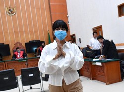 Dari Kondisi Psikis Sampai Keuangan, Vanessa Angel Serba Kurang Baik