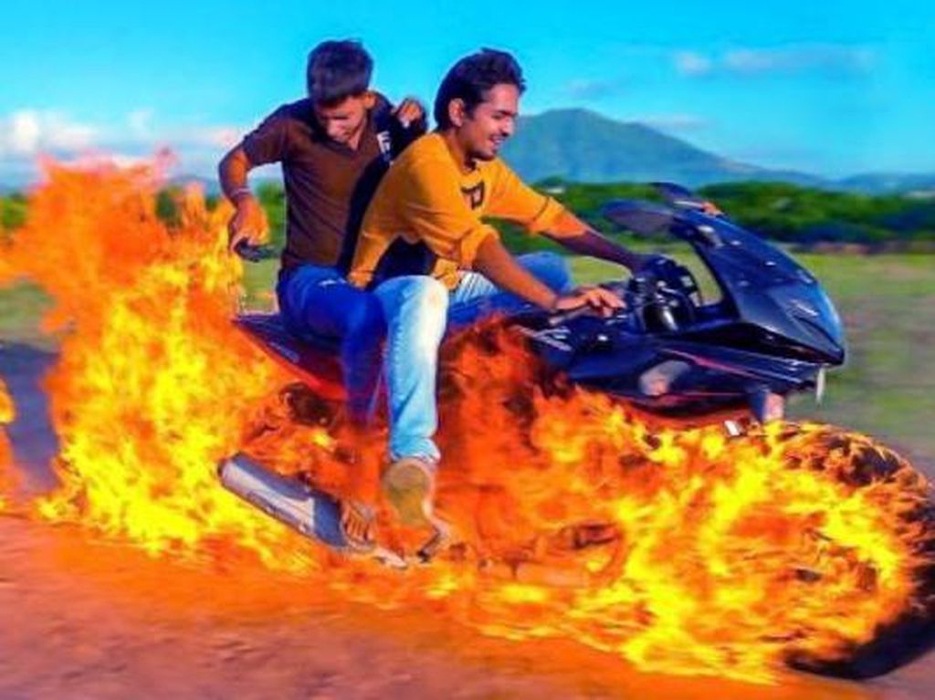 Jangan Ditiru, Ghost Rider Jadi-jadian Bikin Geleng-geleng Jangan Ditiru, Ghost Rider Jadi-jadian Bikin Geleng-geleng