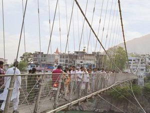 Telanjang di Sungai Gangga, Wanita Muda Asal Prancis Ditangkap