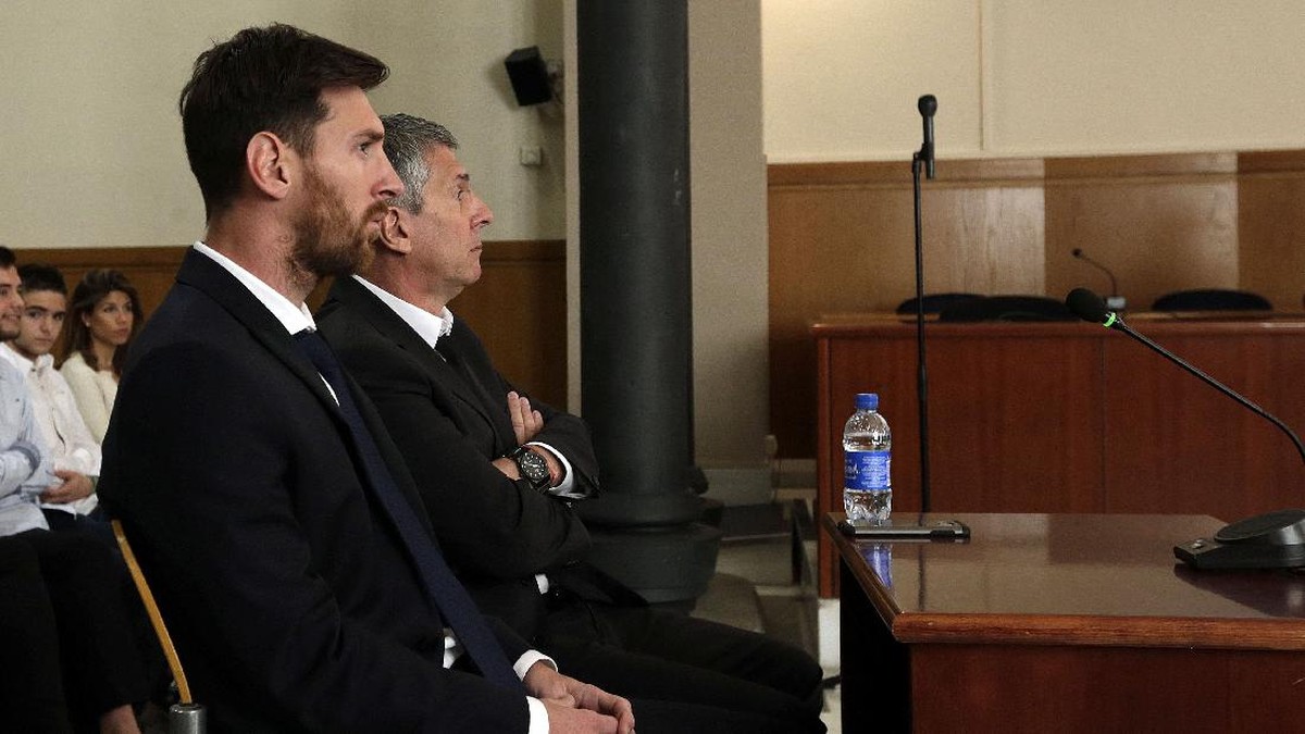 Jorge Messi, ayah dari Lionel Messi, ingin bertemu presiden Barcelona, Josep Maria Bartomeu. (Foto: Getty Images/Pool)
