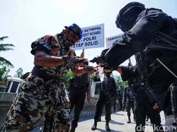 Erick Thohir Sebar Beasiswa untuk Anak Tentara dan Polisi