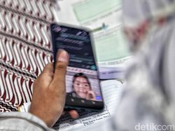 Survei: Belajar Online Lebih Banyak Dilakukan via WhatsApp