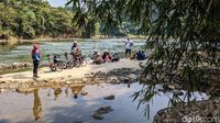 Musim Kemarau, Debit Air Sungai Cisadane Menyusut