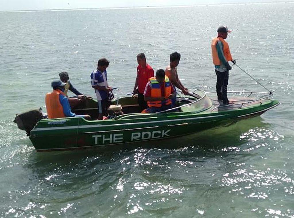 Total Ada 3 Korban Tewas Akibat Perahu Terbalik di Sumenep Total Ada 3 Korban Tewas Akibat Perahu Terbalik di Sumenep