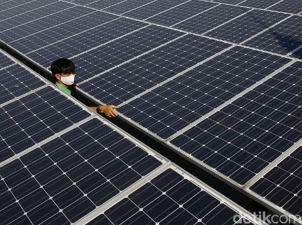 Percepatan Pengembangan dan Pemanfaatan Energi Surya