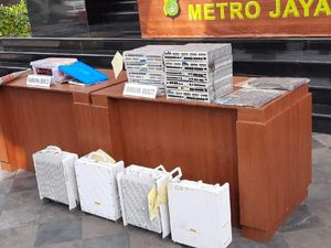 Penampakan Gudang Penyimpanan Modul BTS Hasil Curian di Jakut Penampakan Gudang Penyimpanan Modul BTS Hasil Curian di Jakut