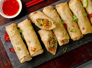 Resep Lumpia Sayuran yang Segar Renyah Resep Lumpia Sayuran yang Segar Renyah