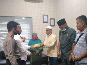 Cabut Laporan, Saksi Diduga Dipukuli di Tahanan Terima Santunan Cabut Laporan, Saksi Diduga Dipukuli di Tahanan Terima Santunan