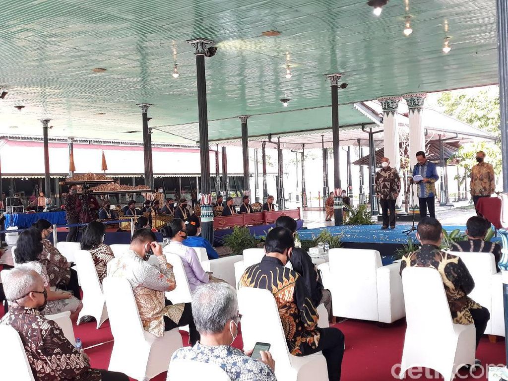 Sewindu UU Keistimewaan, Sultan HB X Bicara Demokrasi Khas Yogya Sewindu UU Keistimewaan, Sultan HB X Bicara Demokrasi Khas Yogya