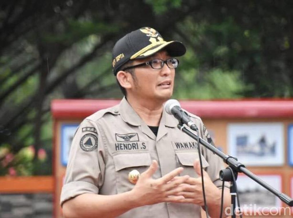 Mahyeldi Resmi Jadi Gubernur Sumbar, Hendri Septa Jabat Plt Walkot Padang Mahyeldi Resmi Jadi Gubernur Sumbar, Hendri Septa Jabat Plt Walkot Padang