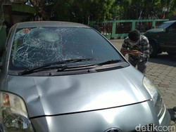 Cerita Pemobil yang Diserang Sejumlah Pria di Malam Polsek Ciracas Dirusak