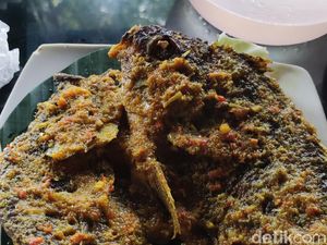 Tak Lengkap ke Batur Bali Bila Belum Kulineran Ikan Bumbu Nyat-nyat