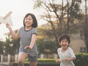 Begini Cara Terapkan Kesetaraan Gender pada Anak di Rumah Begini Cara Terapkan Kesetaraan Gender pada Anak di Rumah