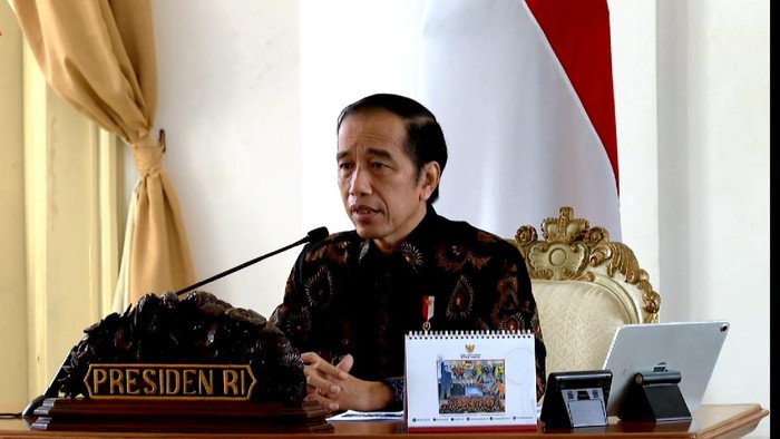 Presiden Jokowi saat memberikan pengarahan kepada gubernur mengenai pengendalian pandemi virus Corona dan pemulihan ekonomi.