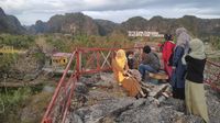 Foto: Pemandangan Ciamik di Kafe Puncak Ramang-Ramang Maros