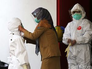 6 Bulan Corona di Indonesia, Komisi IX DPR: Penanganan Makin Baik