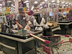 Masih Ditemukan Pelanggaran Penggunaan Plastik Sekali Pakai di Ibu Kota