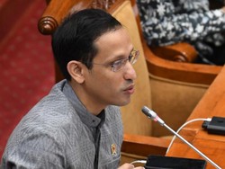 Nadiem Ingin Vaksinasi Guru Dimulai dari Jenjang PAUD-SD Baru SMP-SMA