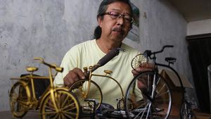 Perajin Miniatur Sepeda Sasar Pasar Daring