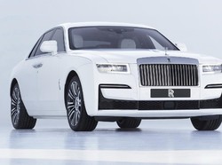 Rolls-Royce Ghost Terbaik Akhirnya Meluncur,. Harganya 4,8 M