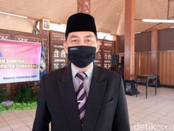 Dampingi Istri Bupati Semarang di Pilkada 2020, Sekda Ajukan Pensiun Dini